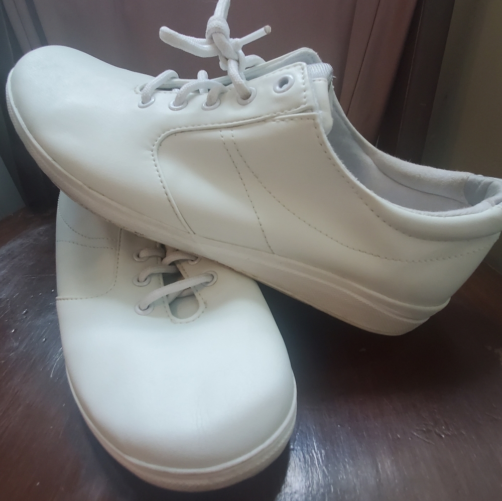 Grasshopper Women's Running Shoes